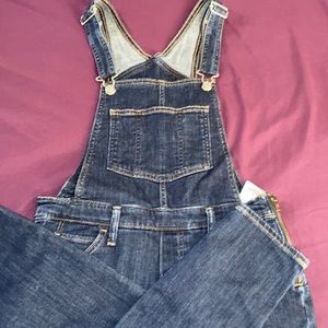 Levi’s - Fitted Overalls
